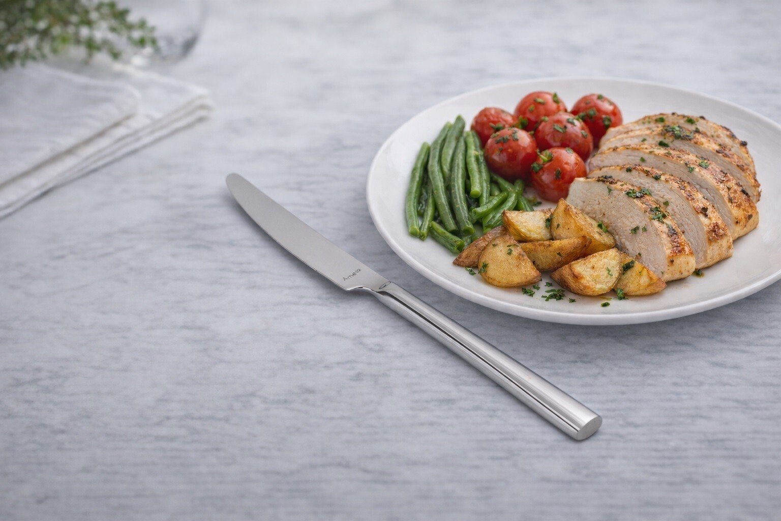 Nóż stołowy Metropole 13/10