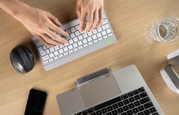 Klawiatura R-GO Tools R-Go Tools Ergonomiczna R-Go Compact Break klawiatura, z oprogramowaniem do robienia przerw, AZERTY (BE), przewodowa, biała