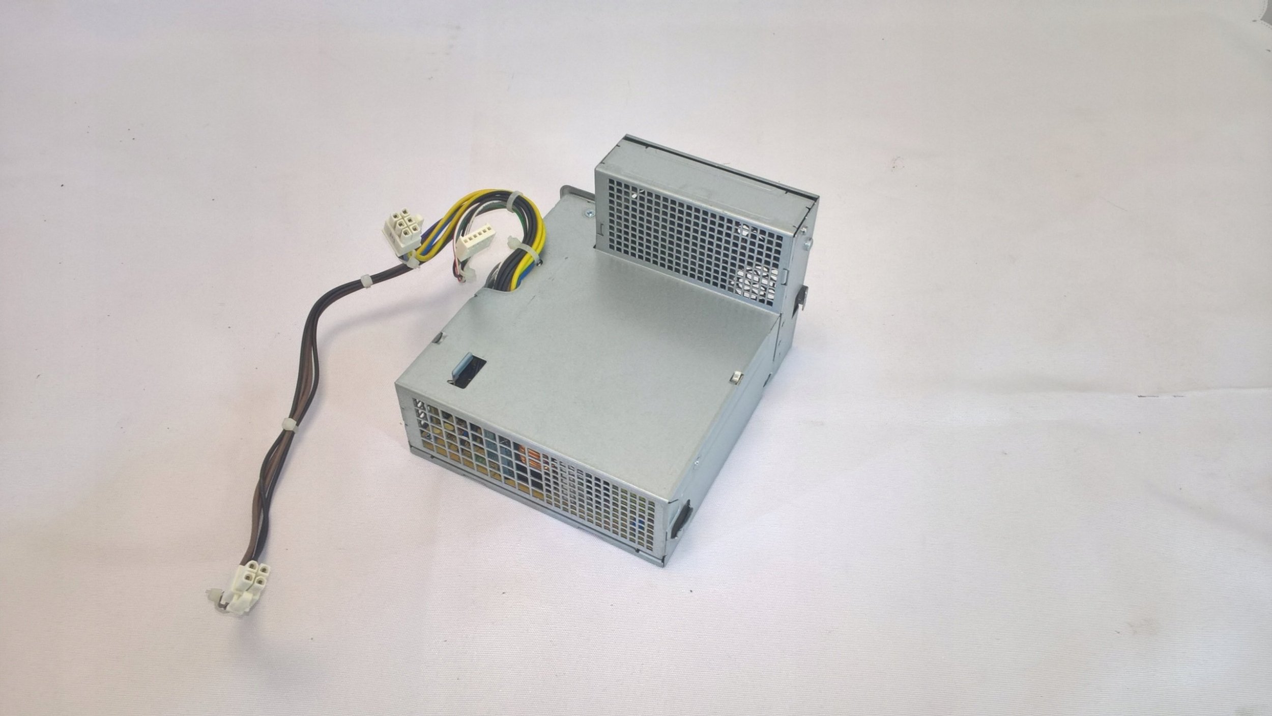 Zasilacz do laptopa HP AC Adapter 180W 19.5V-9.23A