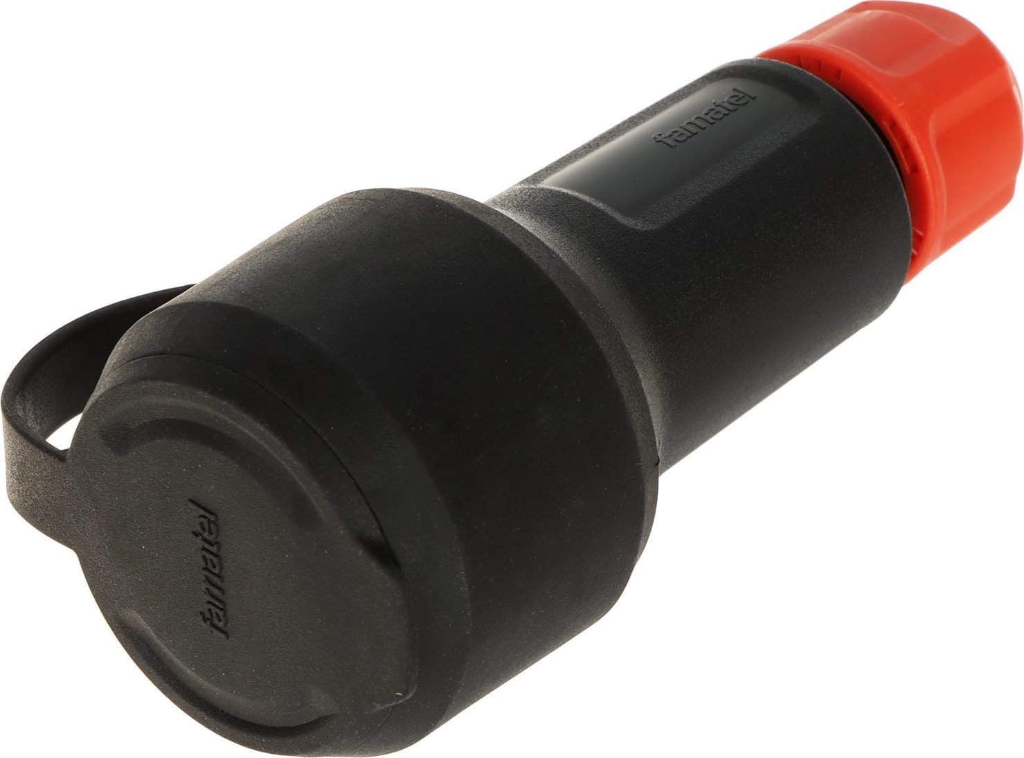 FAMATEL GNIAZDO PRZENOŚNE XF2165-EPN 250V 16A Famatel