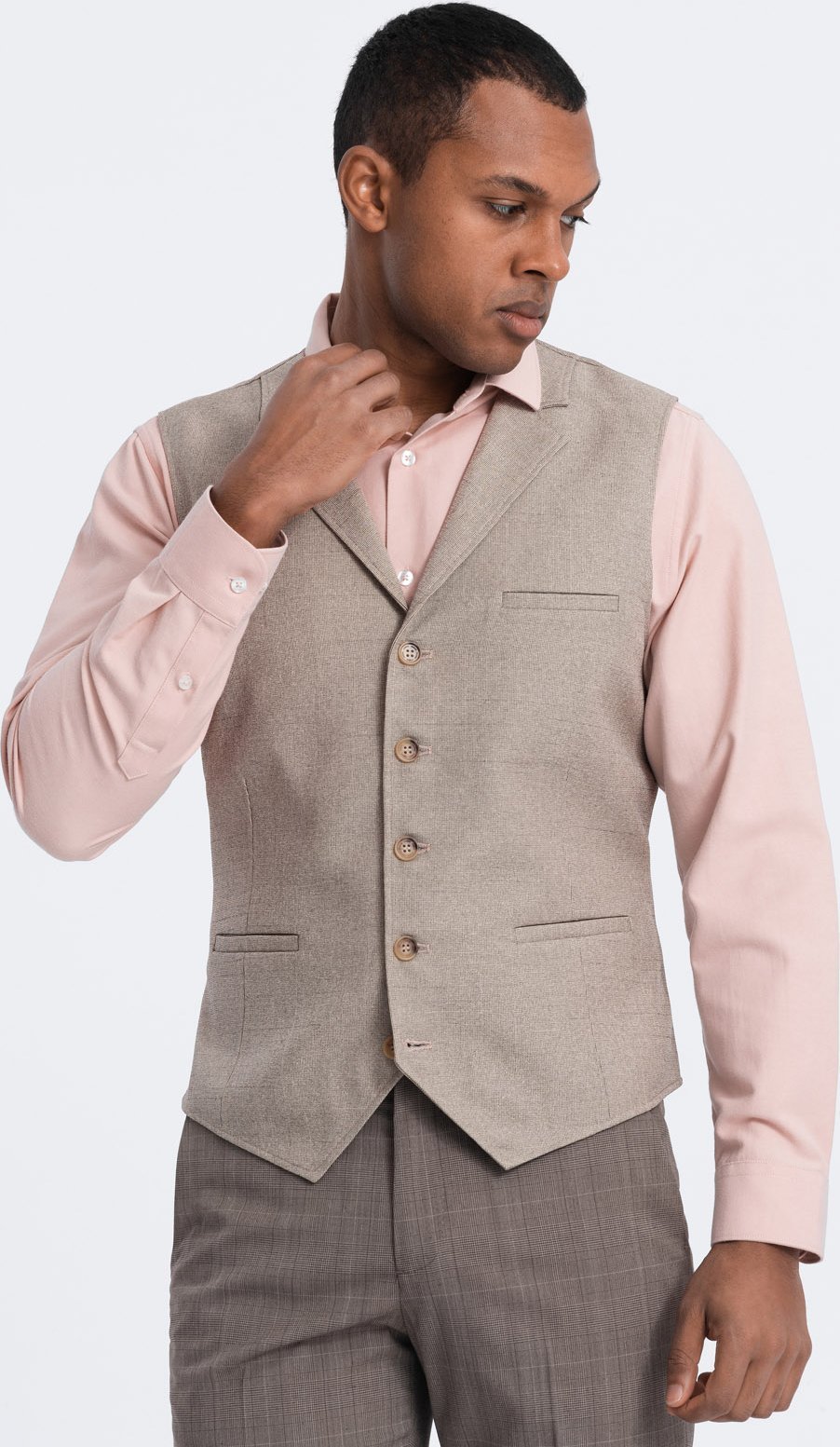 Ombre Kamizelka męska garniturowa z kołnierzem - beżowa V3 OM-BLZV-0109 XXL