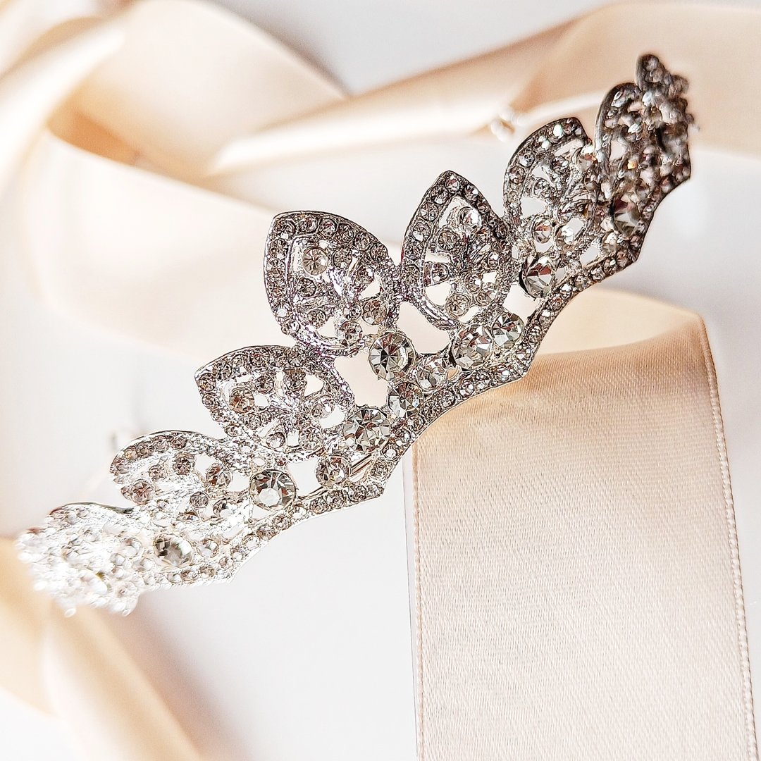 KOKONET DIADEM srebrny ślubny cyrkonie błyszczący BAL studniówkę ozdoba do włosów