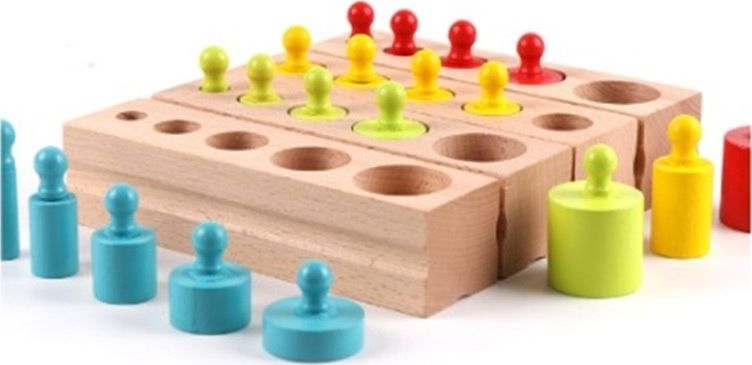Odważniki cylindry drewniane montessori kolorowe