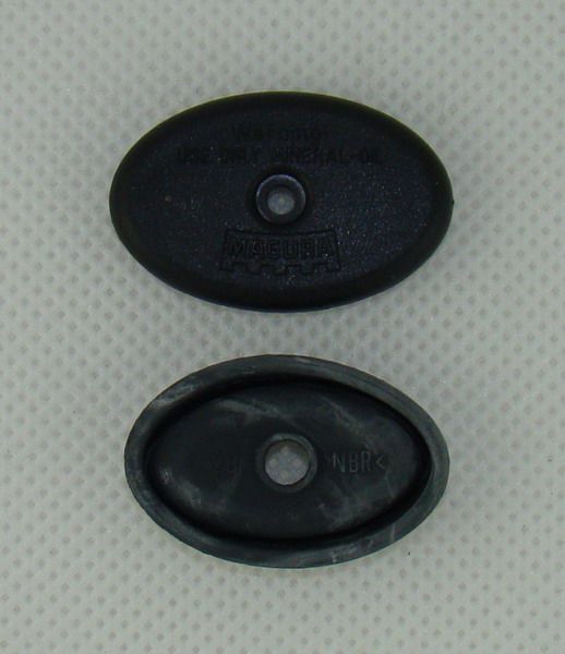 Magura Denko zb.wyrów. Julie, Louise 2003, Gustav M (0721305)