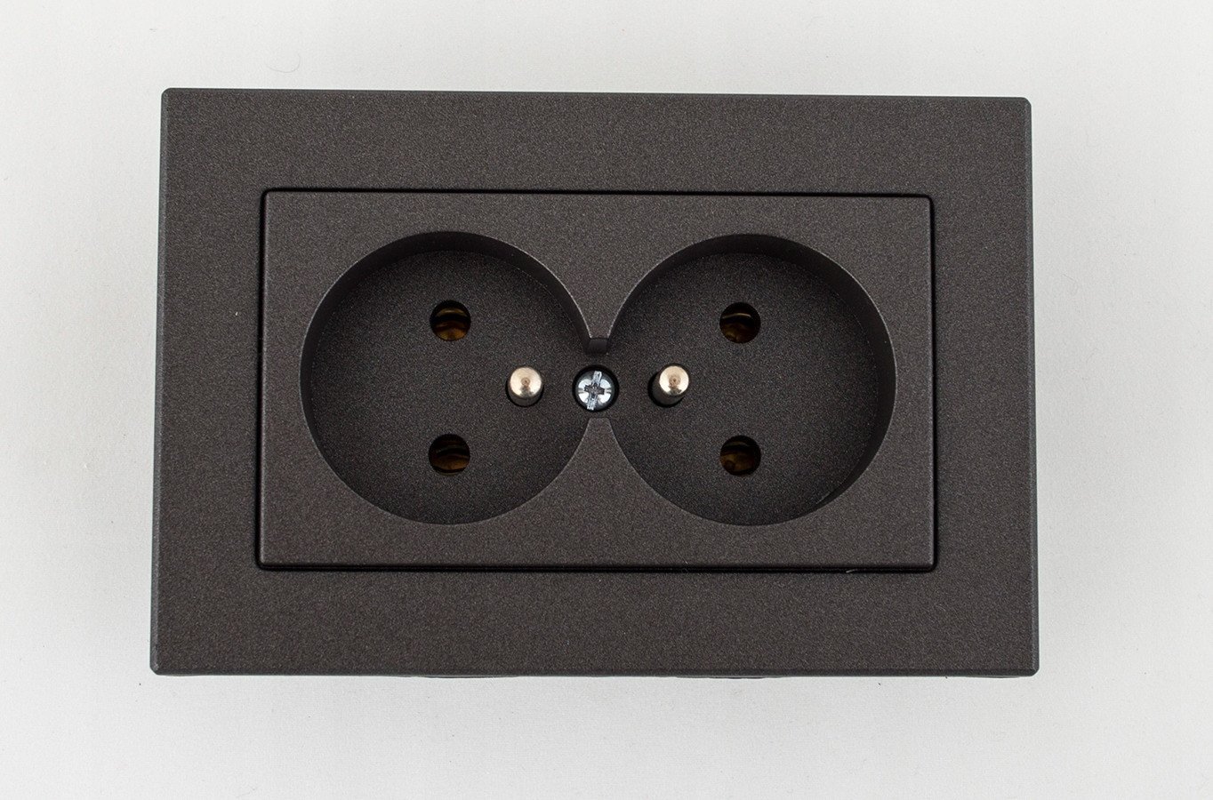 SOCKET DOUBLE FLUSH EARTH-D ANT XP