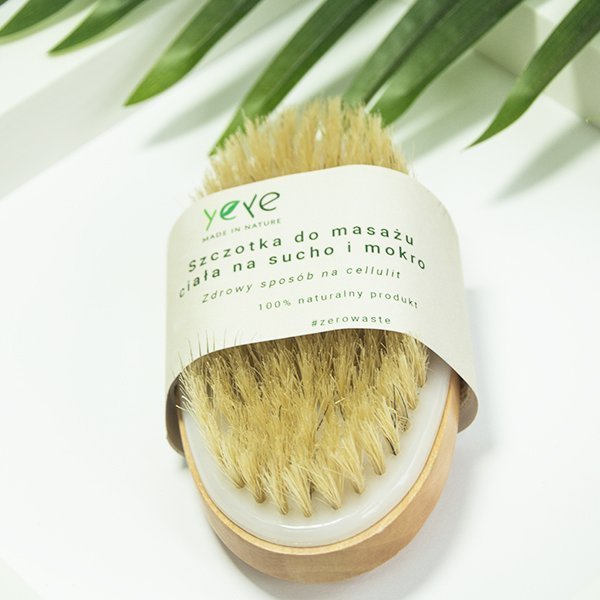 Triton Szczotka drewniana z naturalnym włosiem do mycia i masażu ciała Yeye