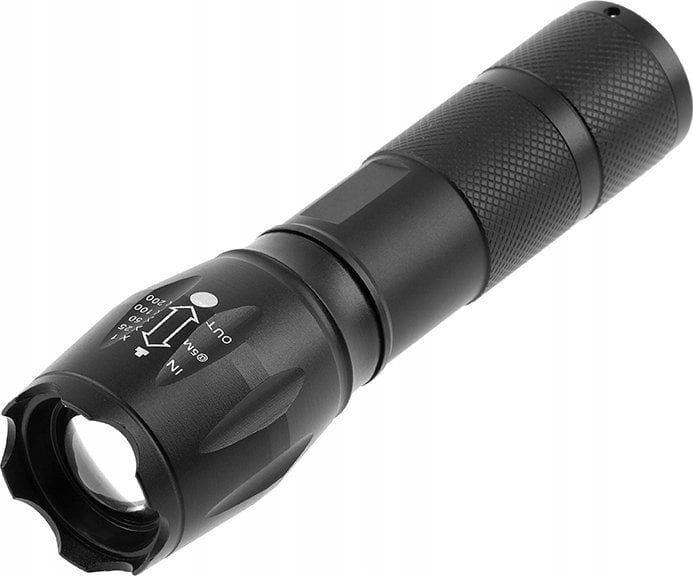 Latarka GTV Latarka kieszonkowa SOS zoom na baterie 3xAAA 1,5 V,5W,300lm,6400K,200m,IP44,czarna