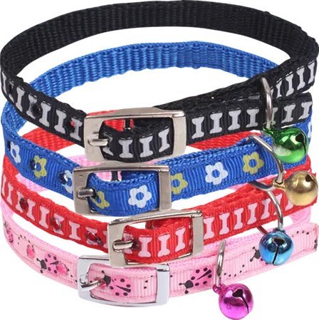 Nobleza Obroża ze wzorem i dzwoneczkiem Obroża ze wzorem i dzwoneczkiem