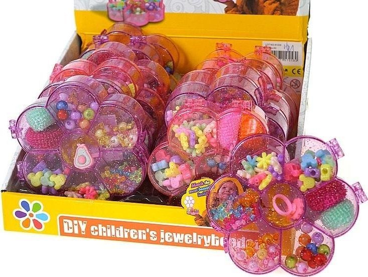 Koraliki do nawklekania w pude?eczku (12szt)