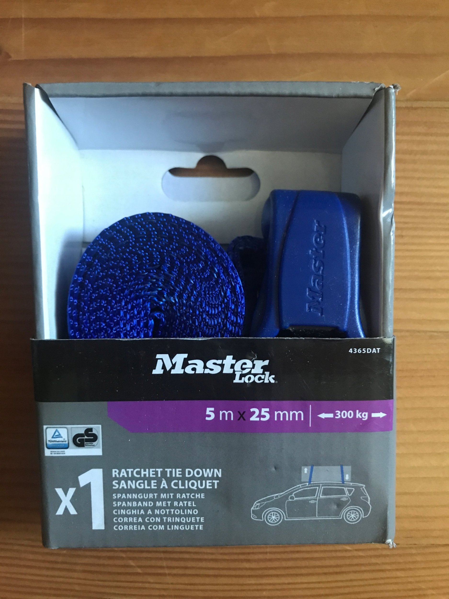 MasterLock Master Lock Ratchet tie-down Strap 5m blue 4365EURDAT