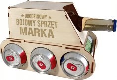 Koszulkowy Produkt personalizowany - Urodzinowy bojowy sprzęt (imię) - czołg z grawerem na prezent