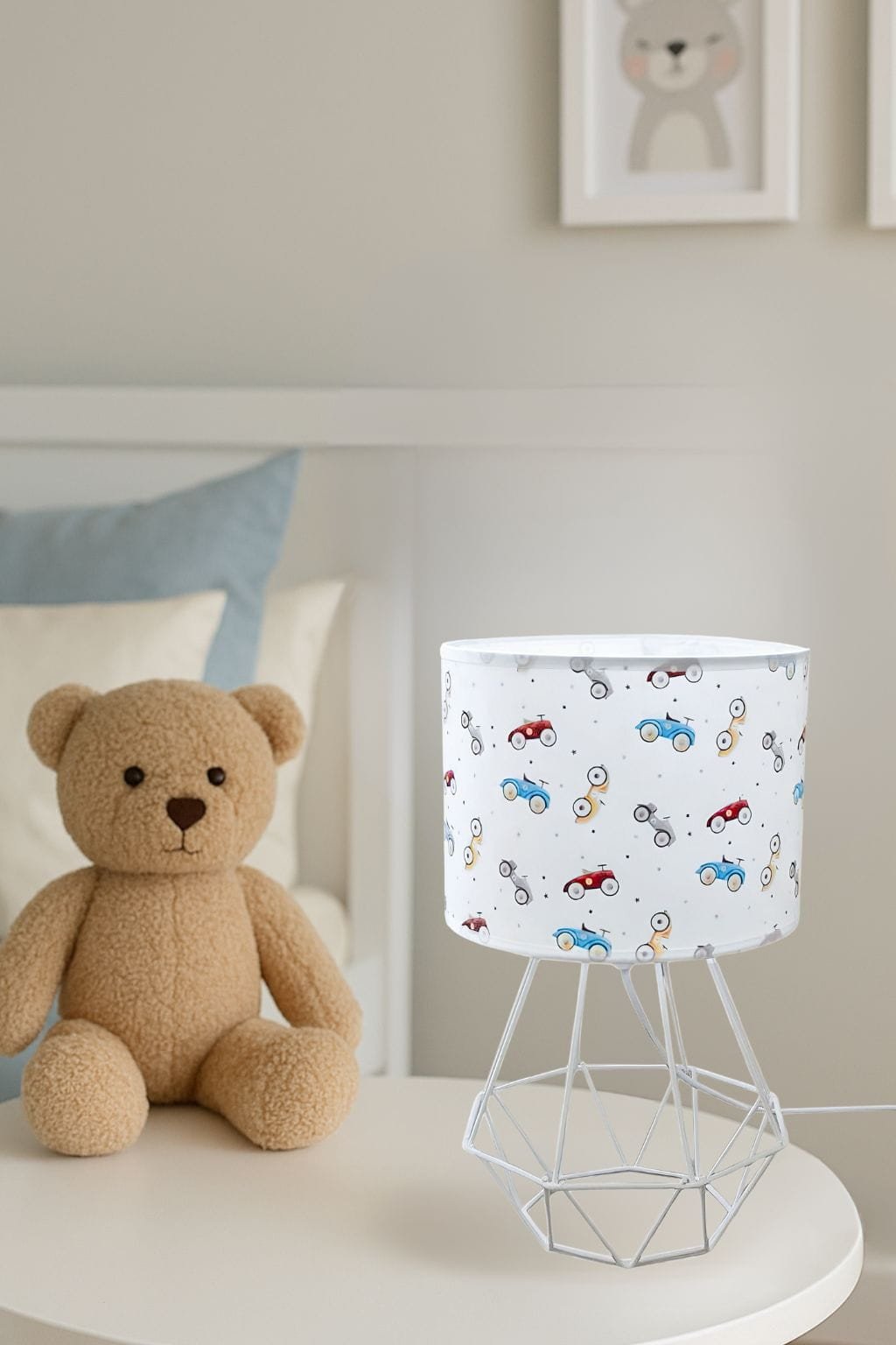 Lampa nocna dziecięca LED autka biała E27