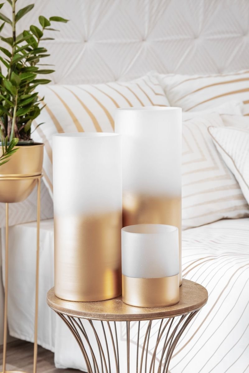 Eurofirany Wazon dekoracyjny ze szkła artystycznego BLANCA 15X35 biały + złoty