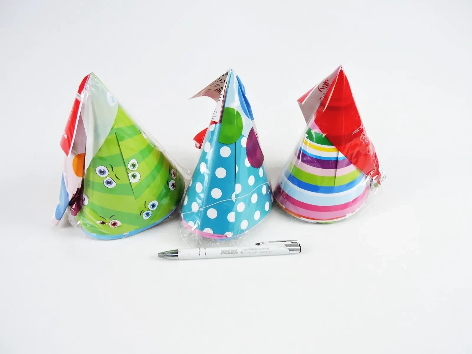 AST. CZAPECZKI papierowe 4 SZT.