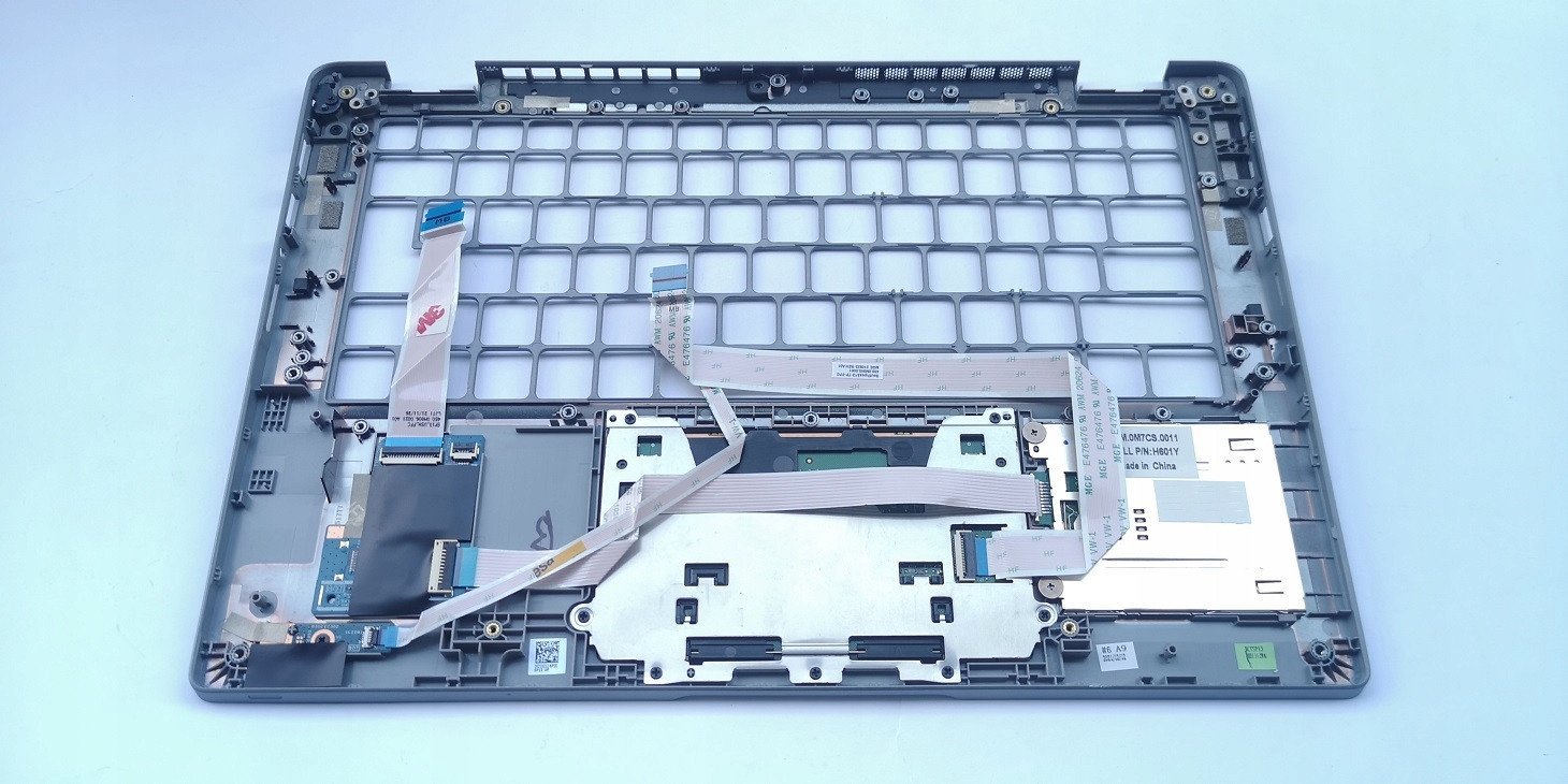 Palmrest touchpad assembly for Latitude 5320