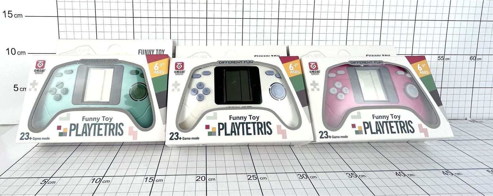 GRA ELEKTRONICZNA W PUDEŁKU