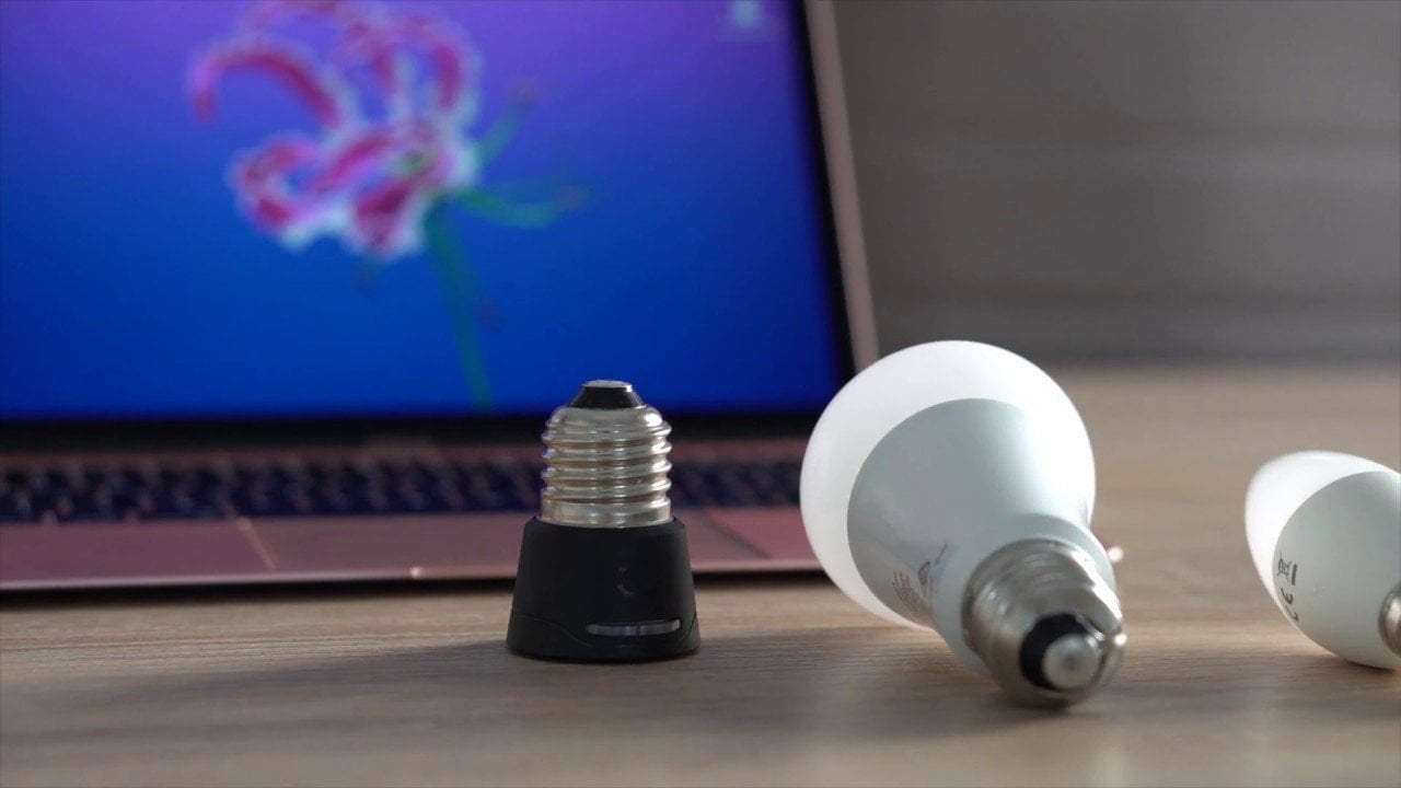 Anyware chytrá Wi-Fi objímka s bezpečnostními senzory