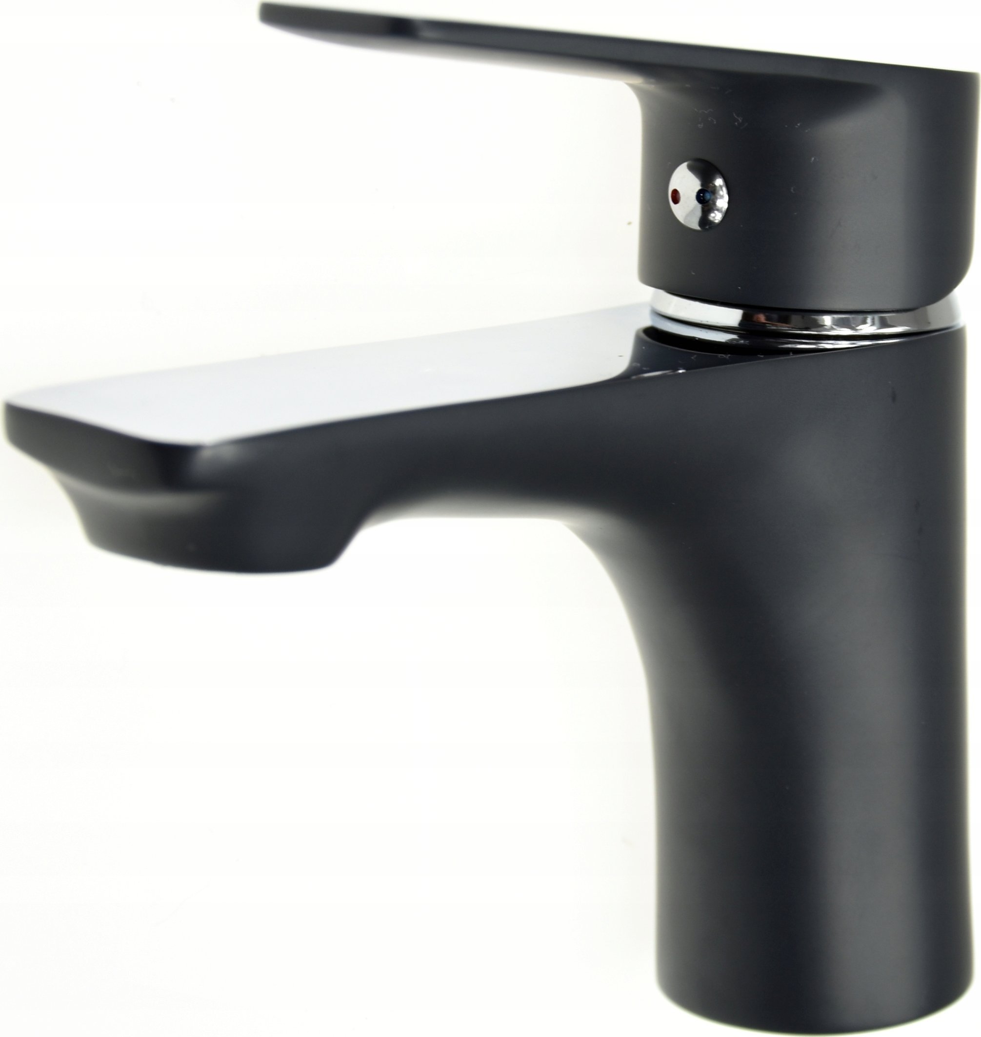 Bateria umywalkowa Invena DOKOS BATERIA UMYWALKOWA CZARNY / CHROM