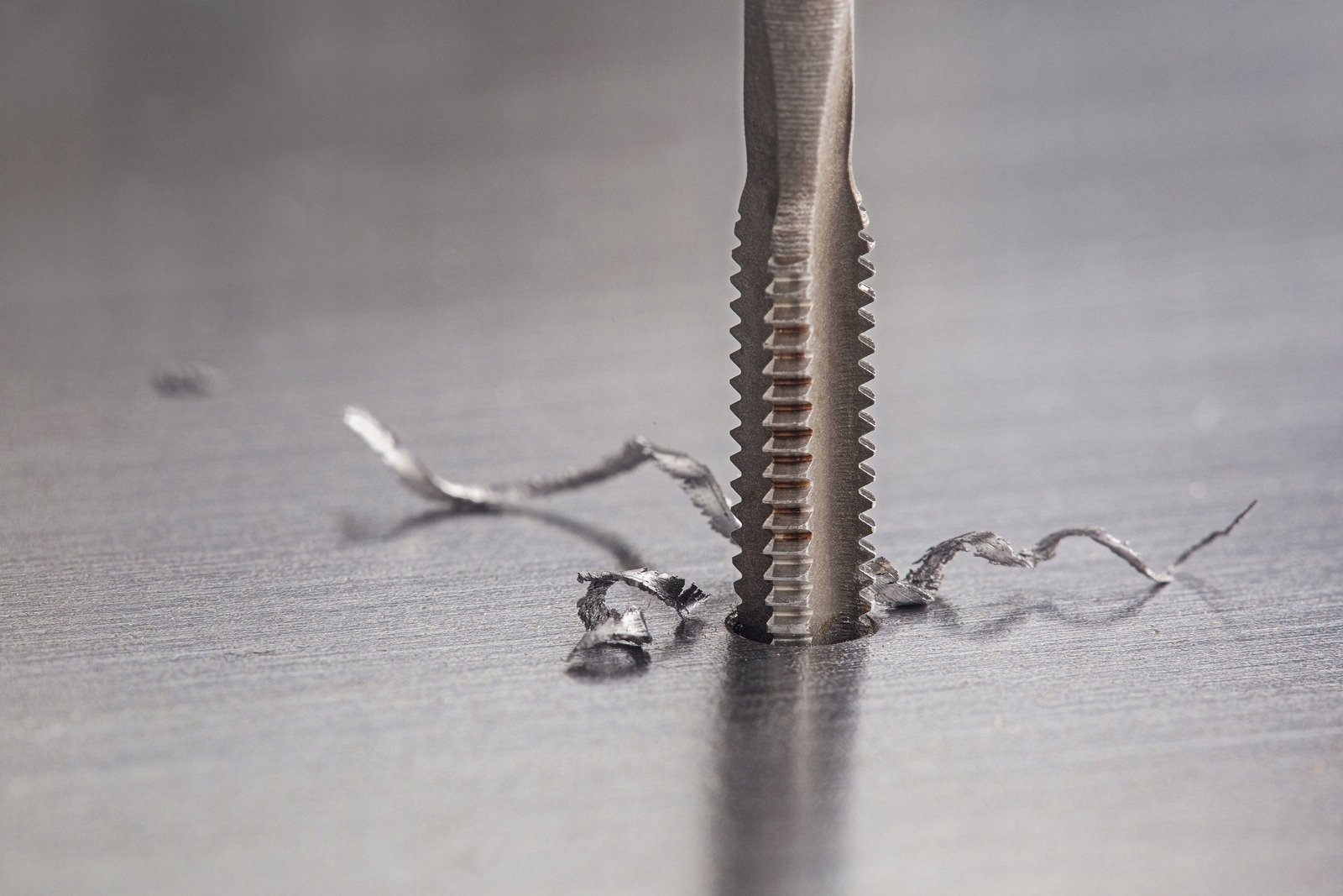 ARTPOL ARTPOL KOMPLET GWINTOWNIKÓW RĘCZNYCH M24x1,50mm 2szt.