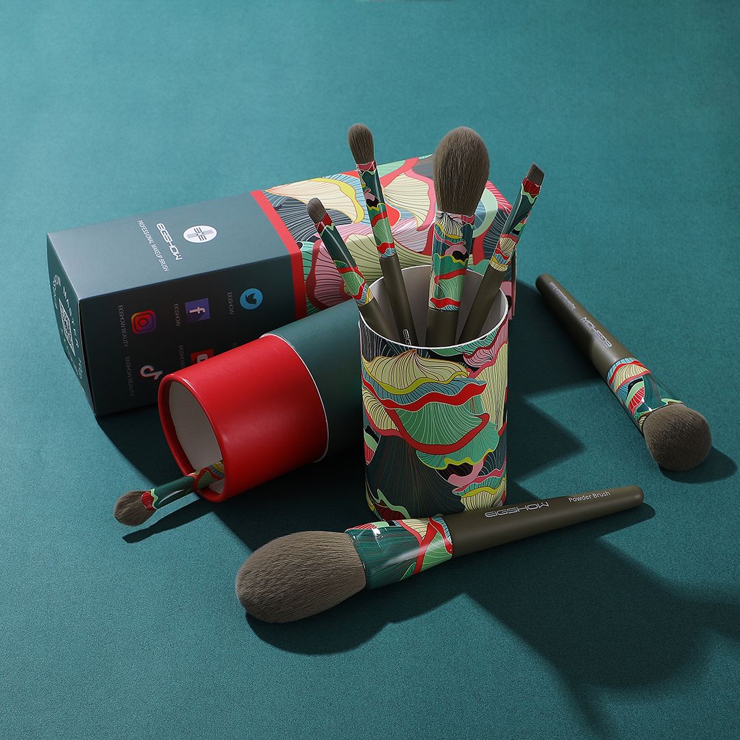 Eigshow Beauty Eigshow Beauty Zestaw 7 pędzli do makijażu model Greener