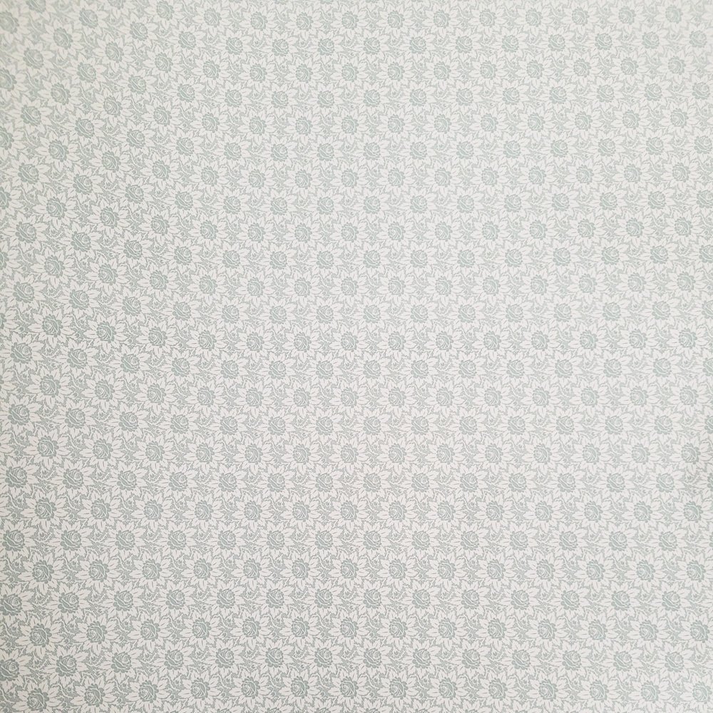 Papier biały wzorek do prezentów 57cmx20m 20m260