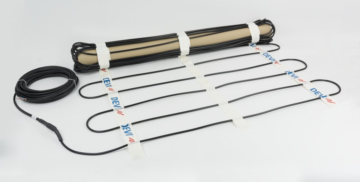 Devi Mata grzejna jednostronnie zasilana DEVImat DTCE-300/230V 300W/m2 2m2 83902031