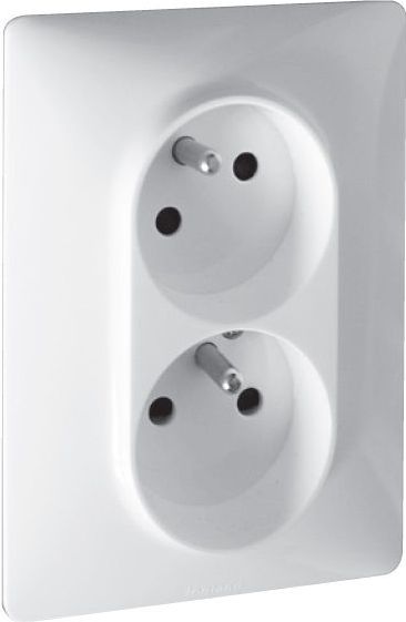 Legrand VALENA LIFE Gniazdo podwójne 2P+Z z przesłonami kremowe (753286)