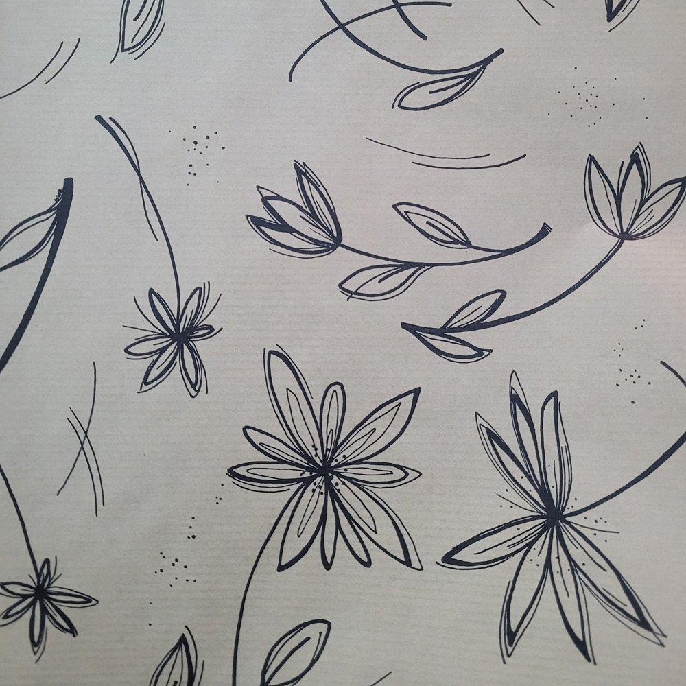 Fastima Papier beż kwiat do pakowania 57cmx2m 2m353