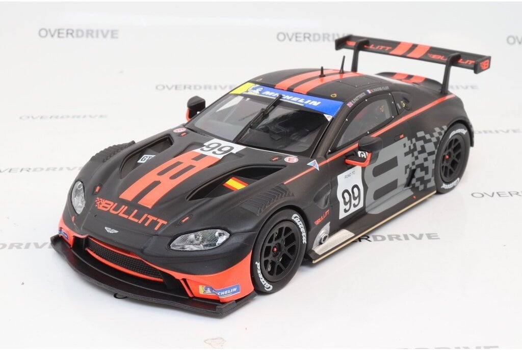 Auto Carrera D132 - 32023 Aston-Martin Vantage