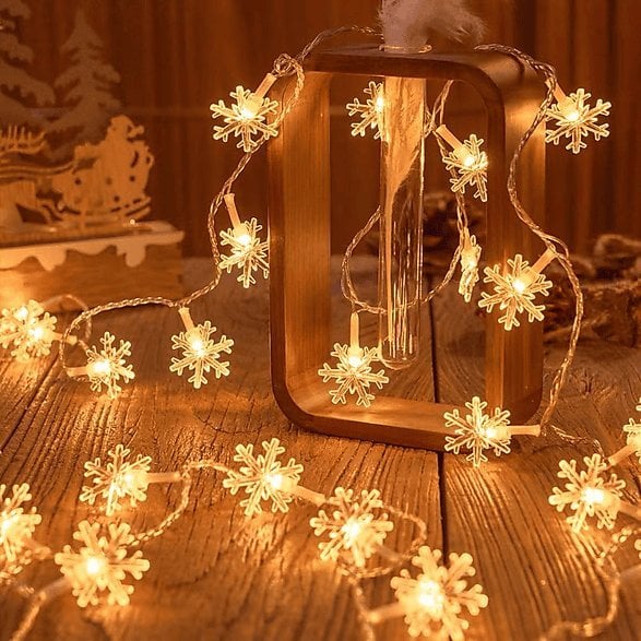 Lampki choinkowe Aigostar Lampki choinkowe LED snowflake/star - 3m/20 lampek ciepłe białe/warm white zasilane bat. 3xAA EHD-LS04