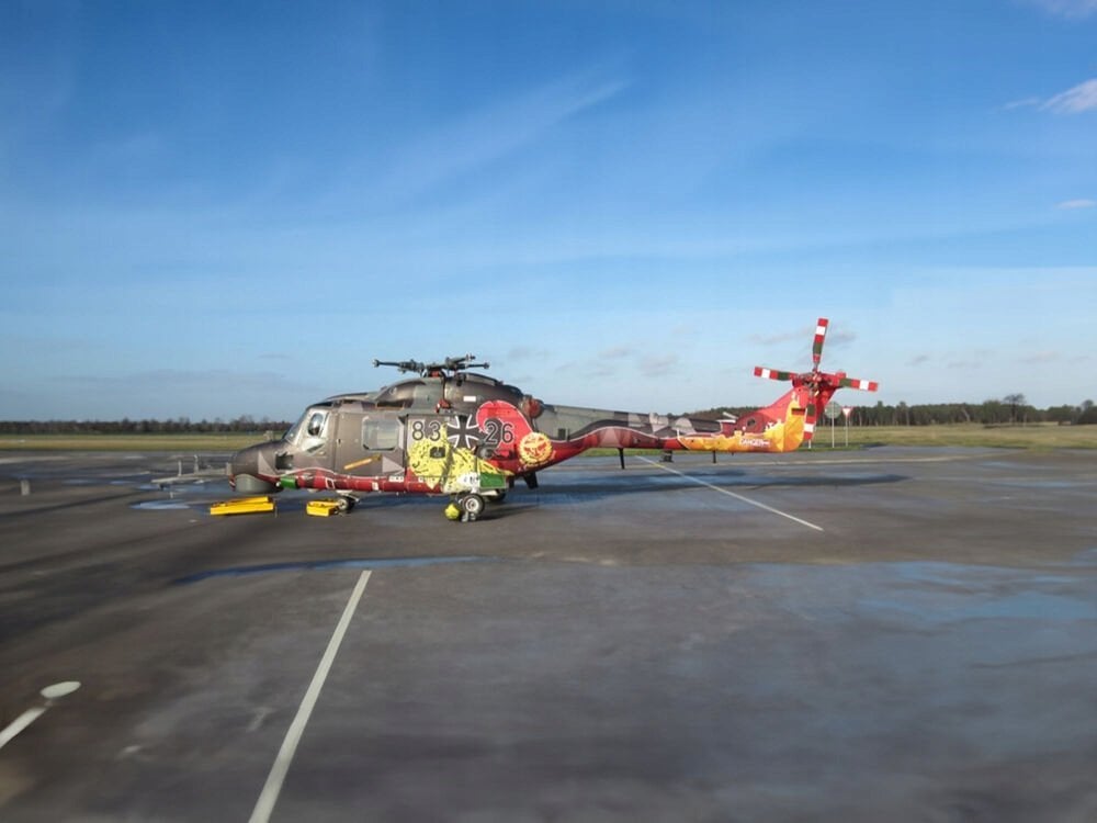 Revell Model plastikowy Helikopter Westland Lynx Spec Paint 1/32