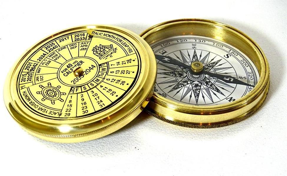 Upominkarnia Kompas z 40-letnim kalendarzem NC1689