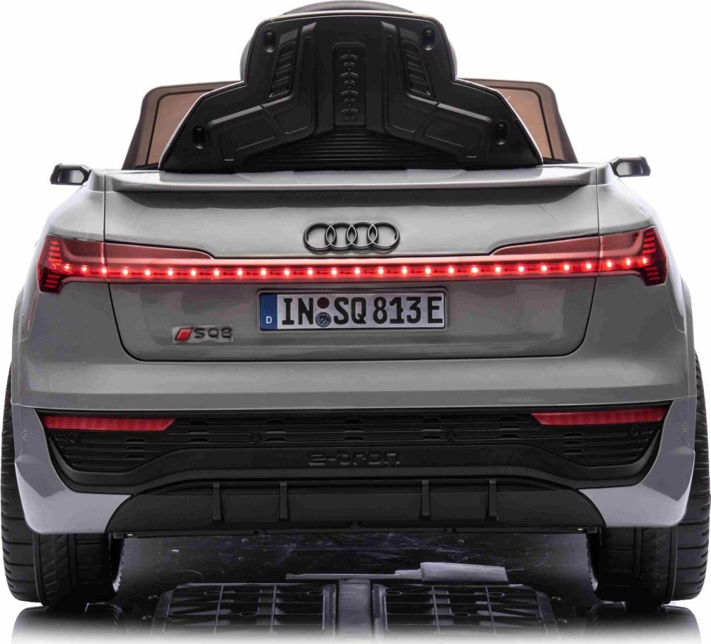 Audi Pojazd na akumulator Audi SQ8 Szary 2x35W
