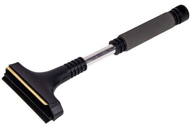 Isskraber med metal klinge og langt skaft