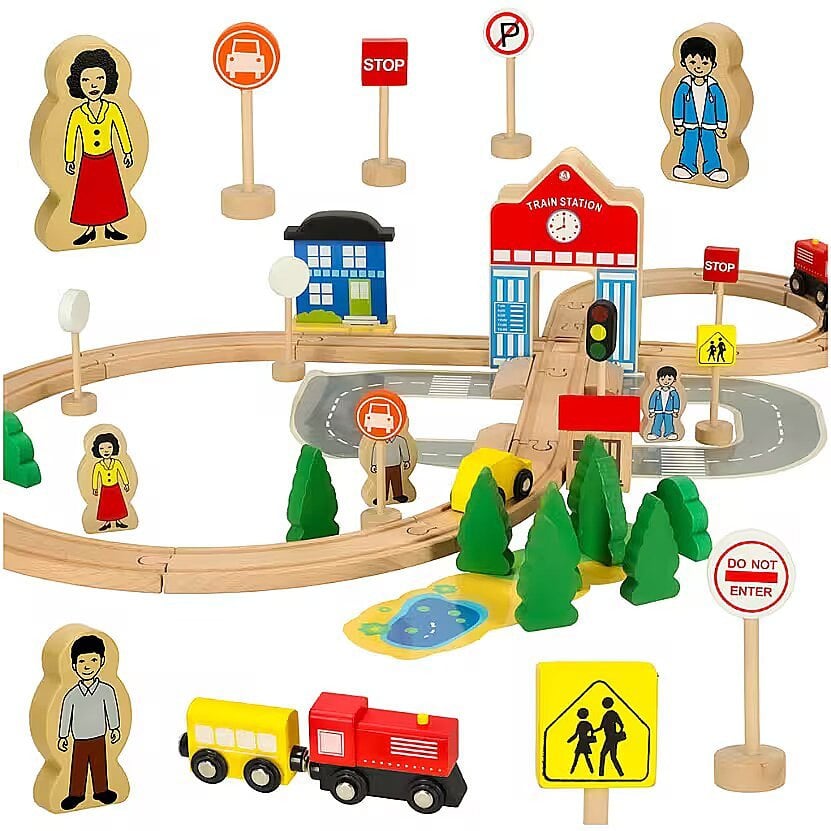 RoGer Wooden station with train and accessories 50pcs.