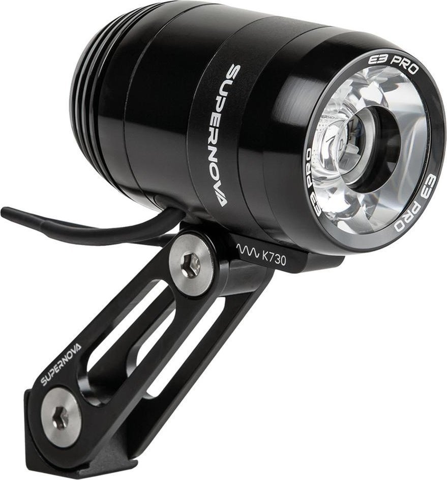Supernova Lampka przednia SUPERNOVA E3 Pro 2 na dynamo black