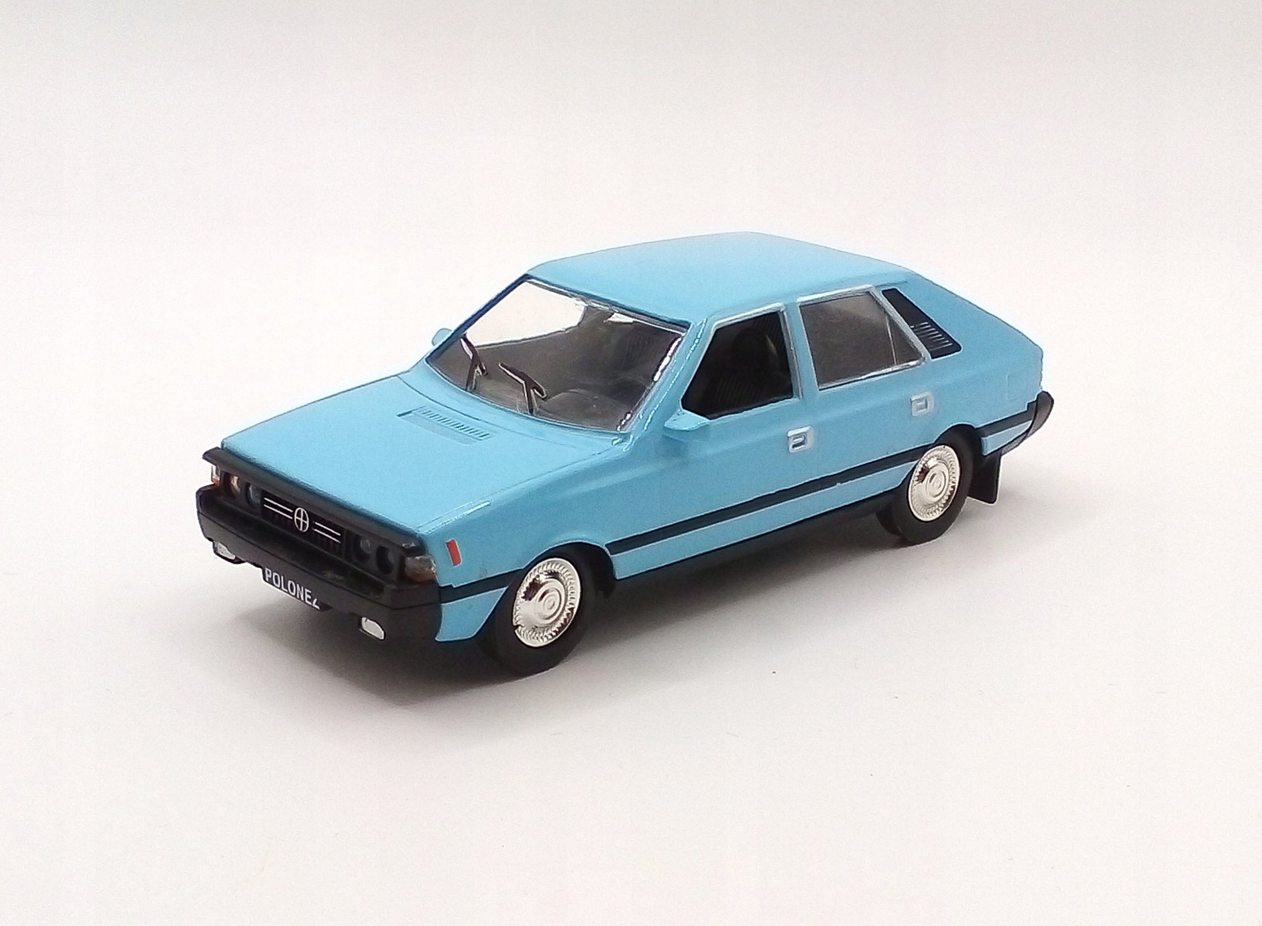 Daffi Pojazd PRL FSO Polonez Niebieski