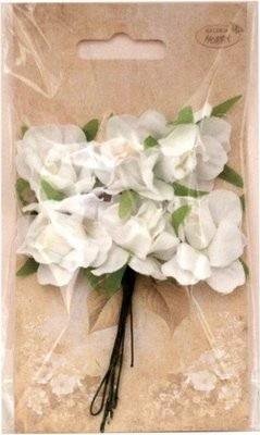 Kwiatki materiałowe białe 3cm 6szt