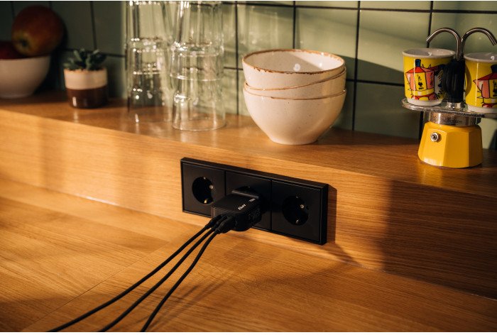 Verbatim Mini GaN Charger 70W 2xUSB-C PD, 1xUSB-A QC 3.0 32229