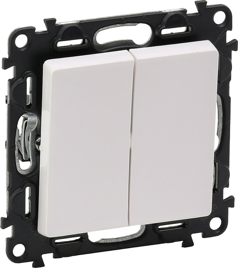 Legrand Łącznik świecznikowy 10AX IP20 biały Valena Life (752105)