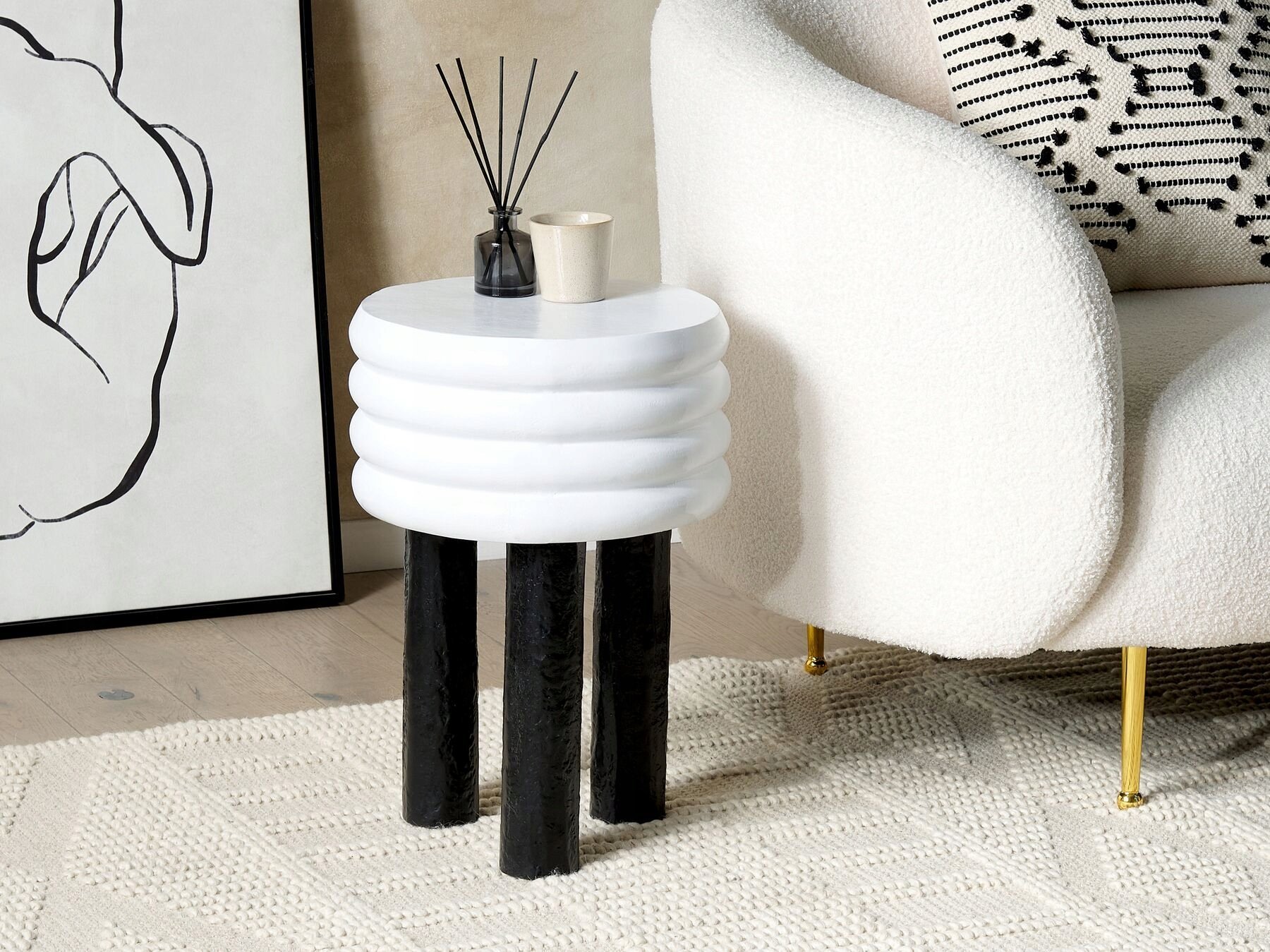 Beliani Stolik pomocniczy metalowy biały z czarnym KIKIWA