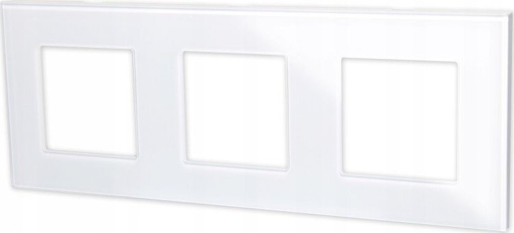 Masterled Ramka do gniazdek typ-F potrójna biała lub czarna Ramka do gniazdek typ-F potrójna biała lub czarna
