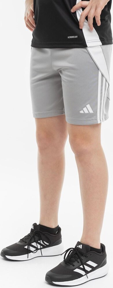 Adidas Spodenki dla dzieci adidas Tiro 24 szare IT2408 152cm