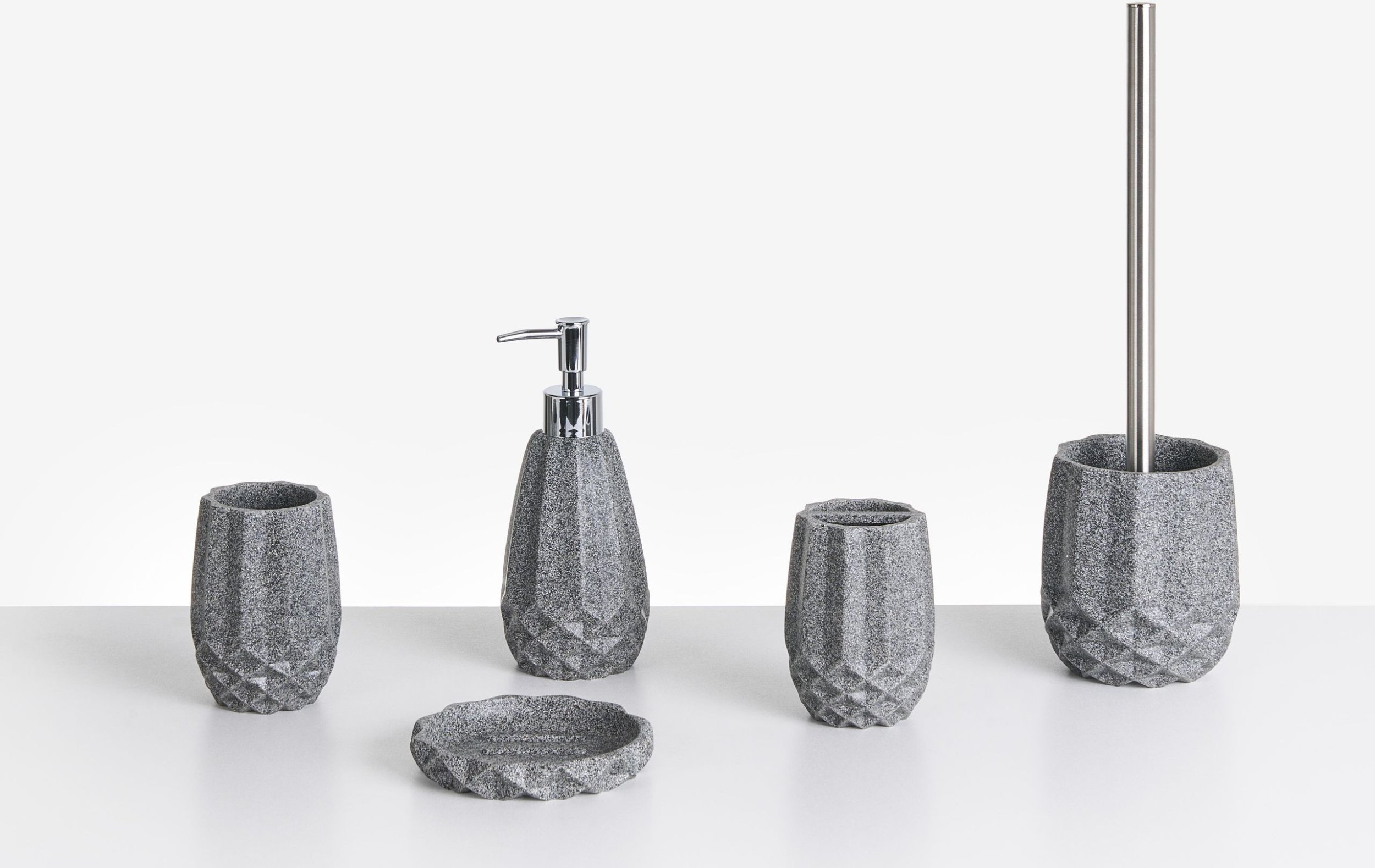 Zestaw akcesoriów łazienkowych 5 elementów SAMIRIA Szary