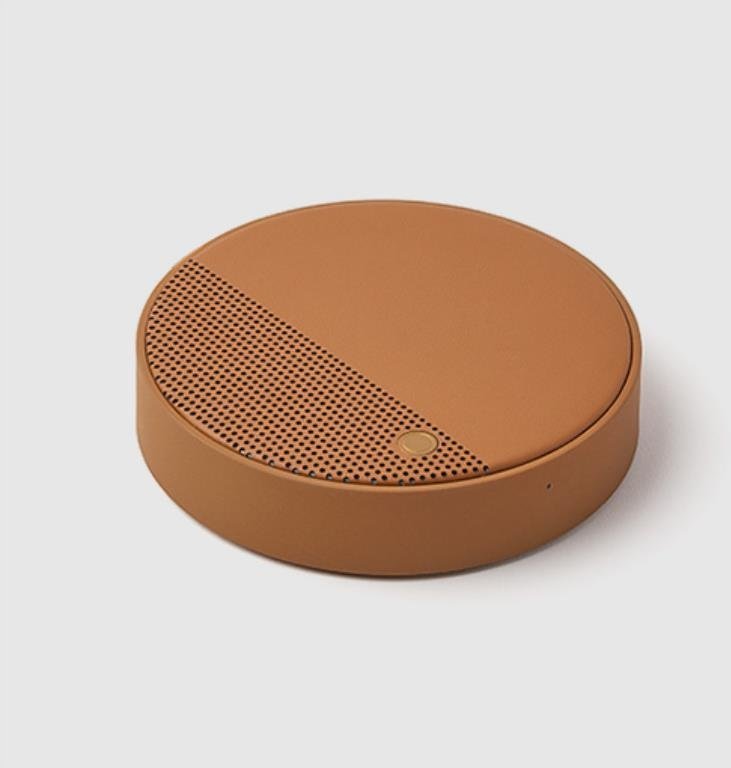 Głośnik Lexon Lexon Oslo Energy+ 10W wireless charger with bluetooth speaker brown/brown LL141C