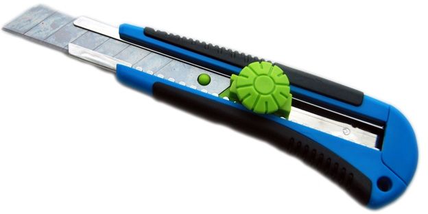 Högert Technik Nóż z ostrzem łamanym 18 mm blokada z kółkiem 3 ostrza SKS (HT4C605)