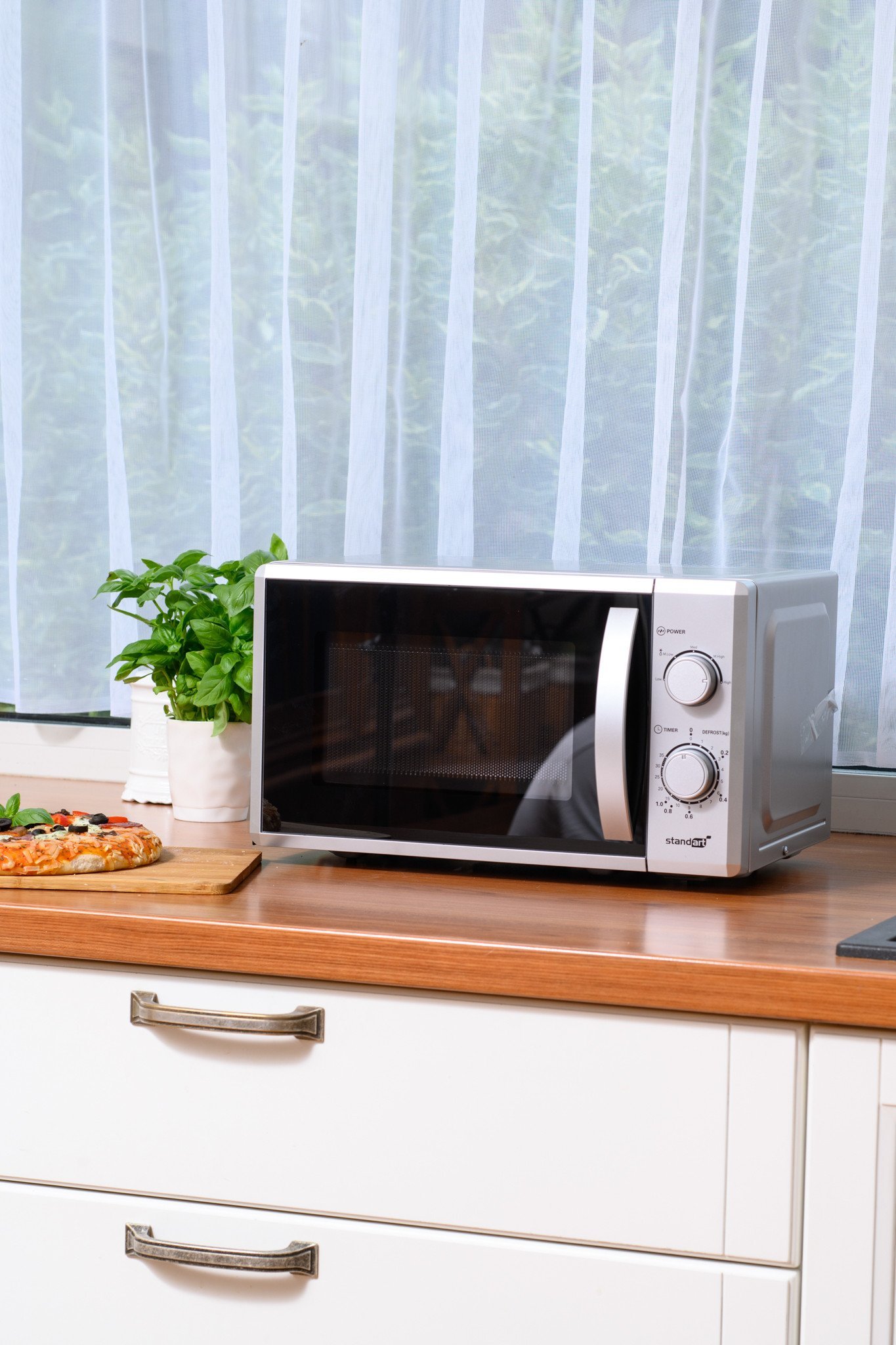 Kuchenka mikrofalowa Standart Mikrobangų krosnelė Standart MM720CA7