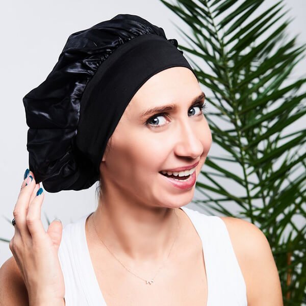 Satynowy czepek z szeroką gumką do spania YEYE Czarny