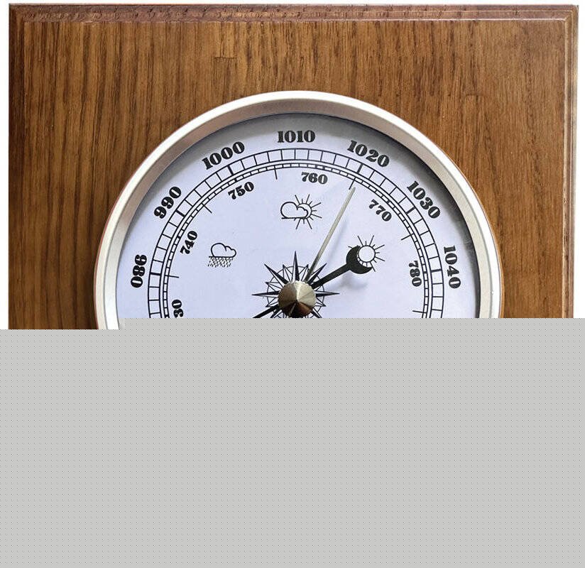Barometr analogowy drewniany JVD BA230.11 14x14 cm .
