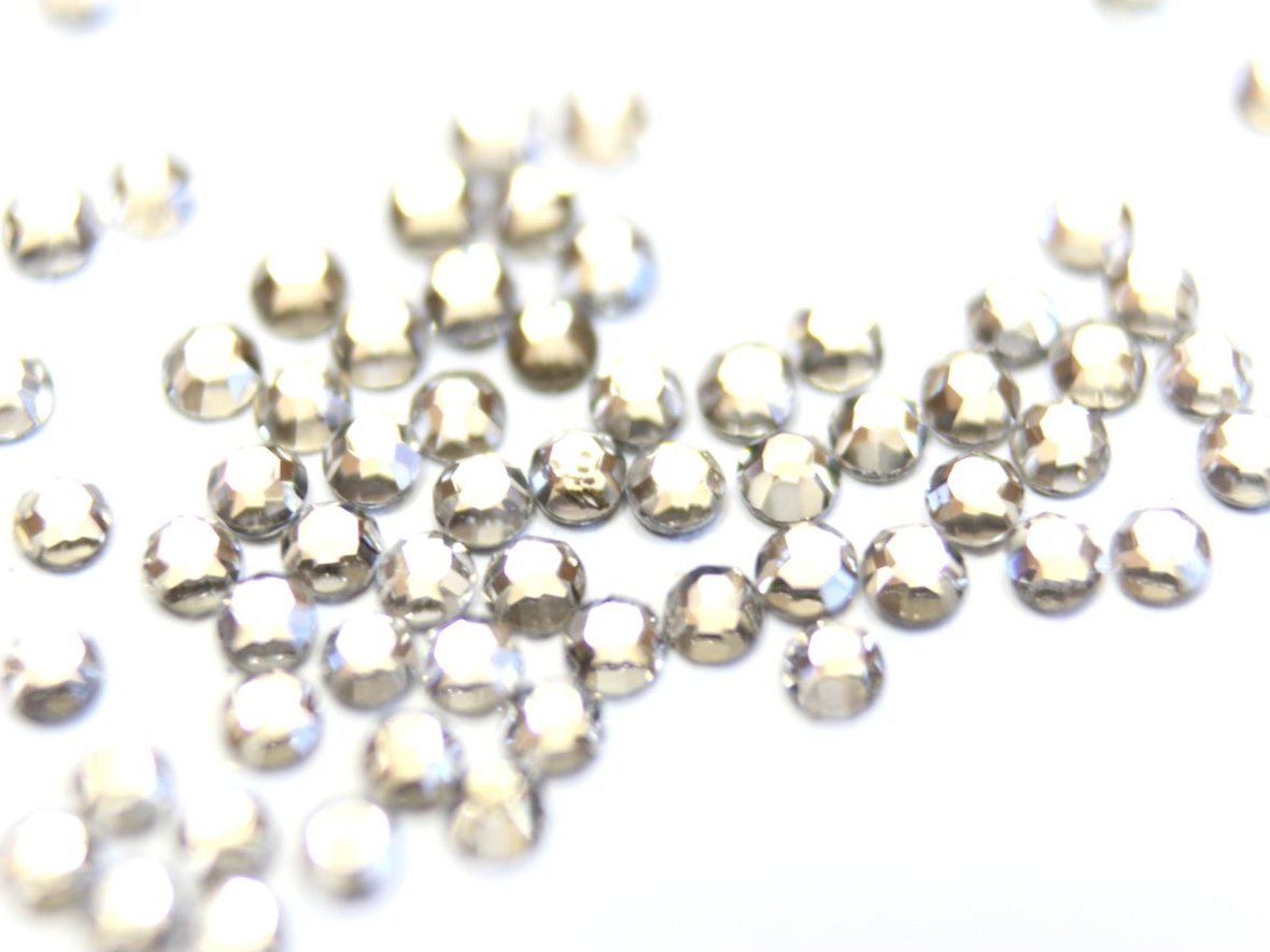 Cosmetics Zone Cyrkonie typ Swarovski 100szt rozmiar SS10 - srebrne